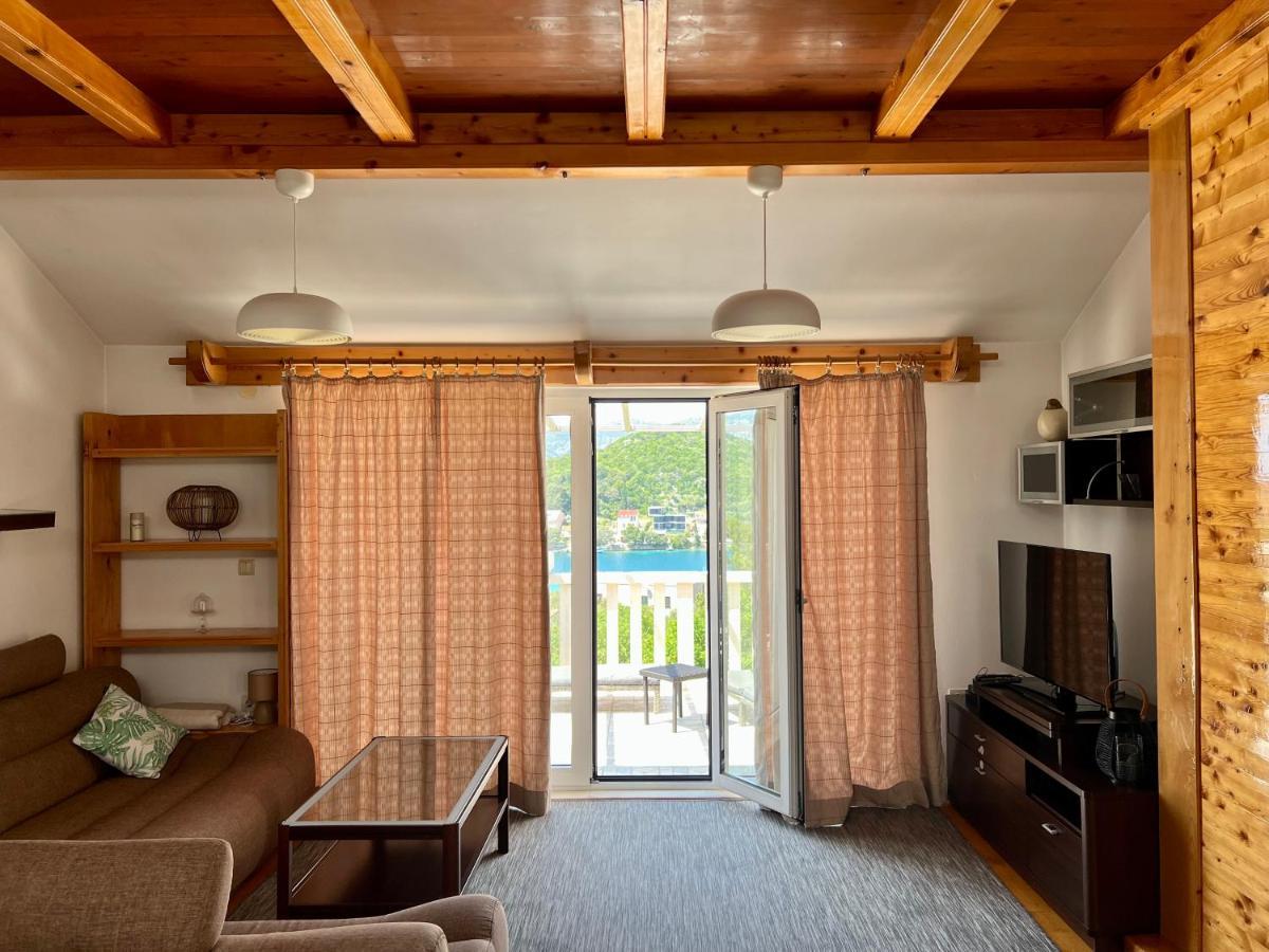 Apartmani Luka Zrnovo Zewnętrze zdjęcie